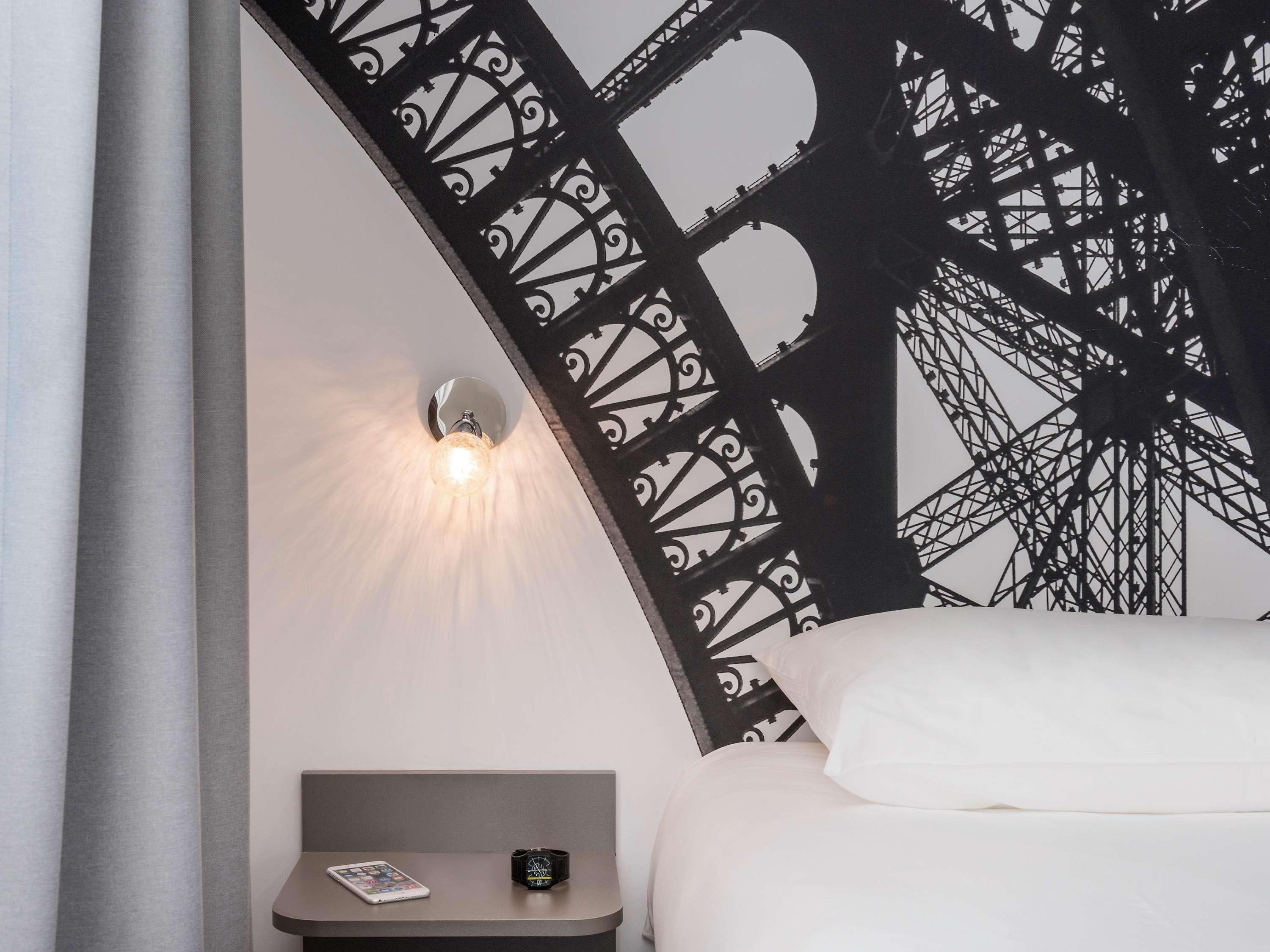 Hotel Ibis Styles Paris Eiffel Cambronne Exterior foto