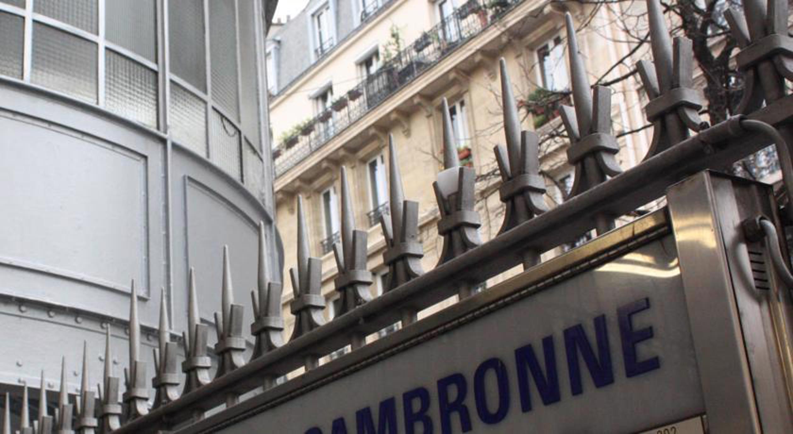Hotel Ibis Styles Paris Eiffel Cambronne Exterior foto