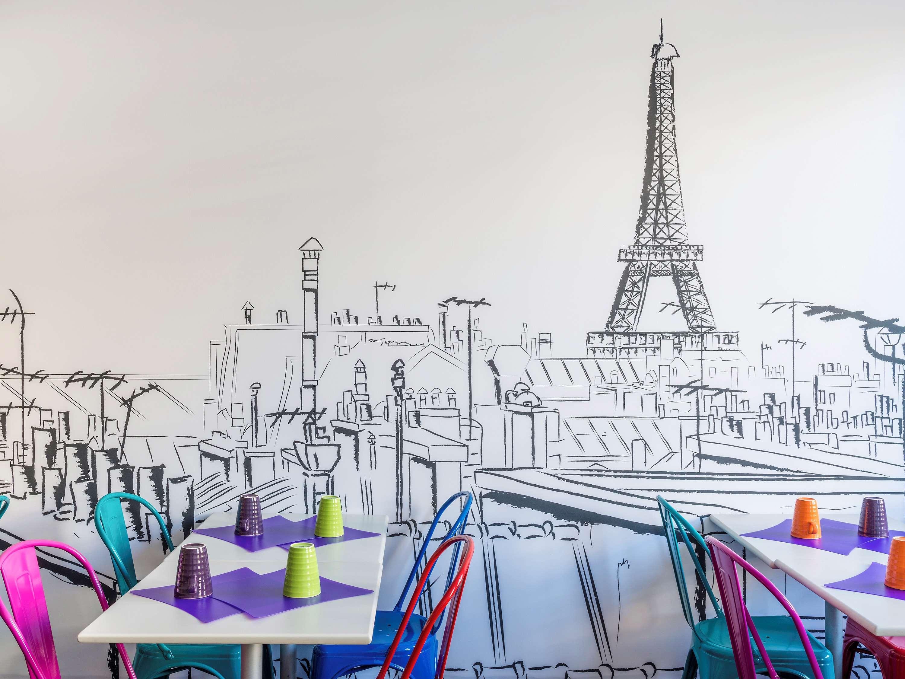 Hotel Ibis Styles Paris Eiffel Cambronne Exterior foto