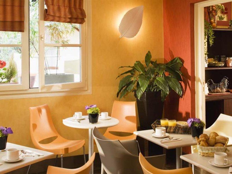 Hotel Ibis Styles Paris Eiffel Cambronne Exterior foto